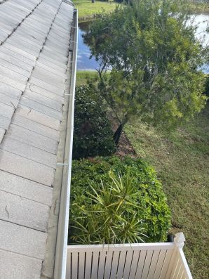 Before & After Residential Pressure Washing in Gulf Gate Estates, FL (2)