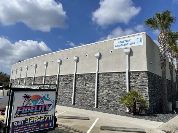 Commercial Pressure Washing in Sarasota, FL (1)